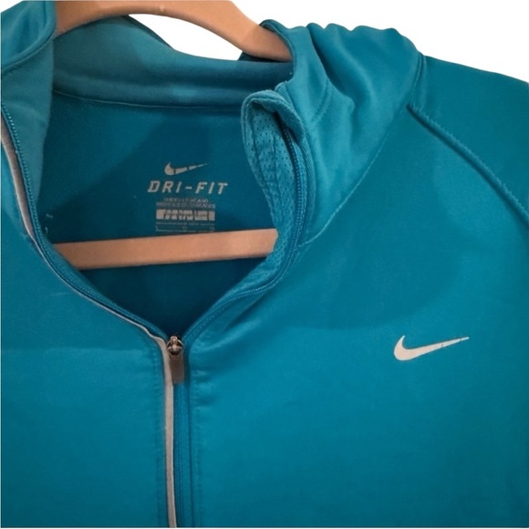 Nike Womens Blue Dri-FIT Jacket - Picture 3 of 4